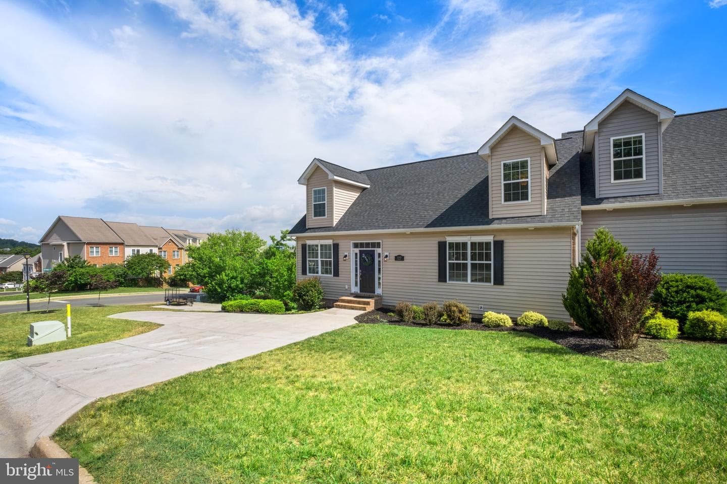 327 Blue Stone Hills Drive photo 6