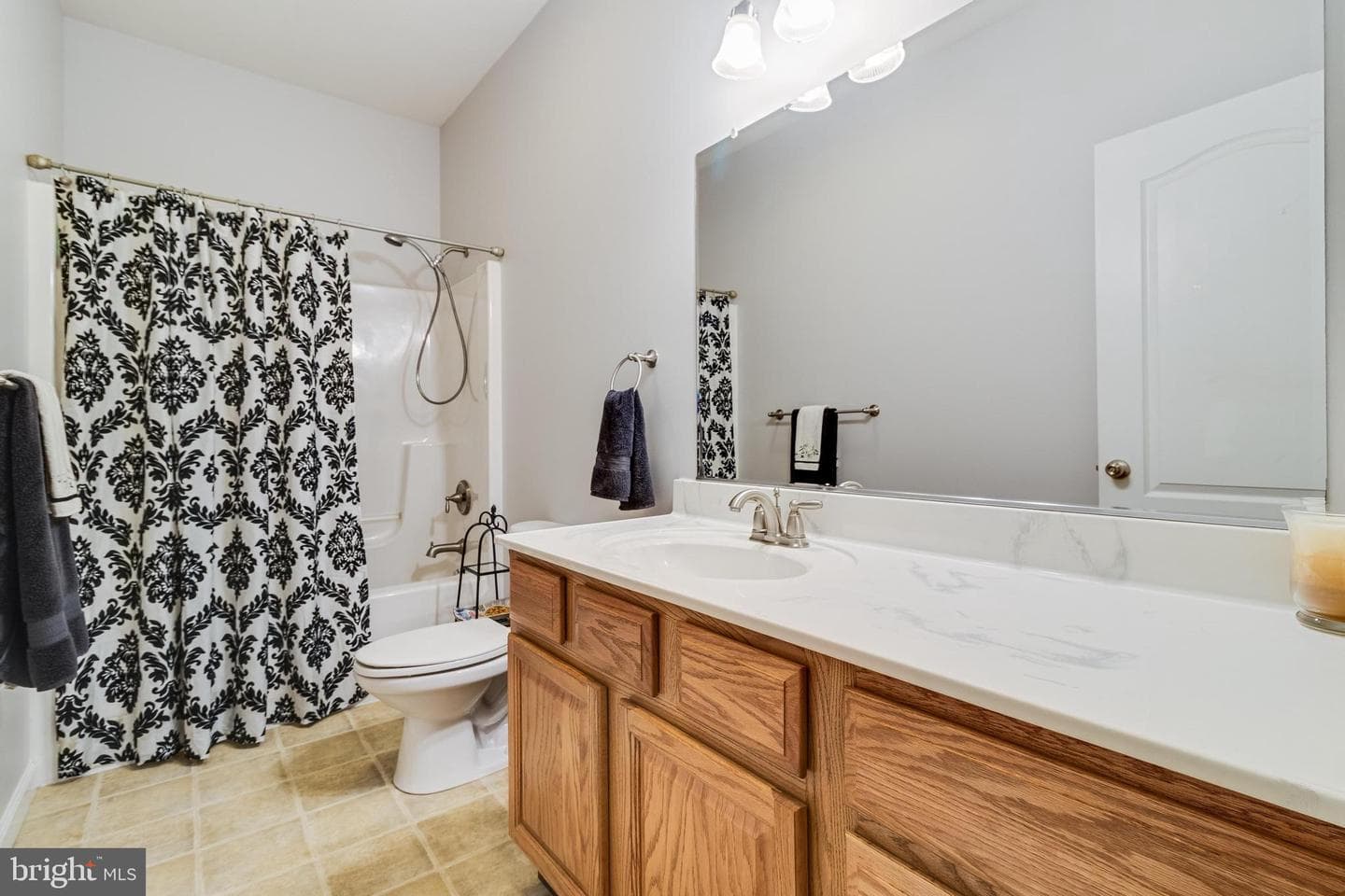 17397 Rosiers Creek Lane photo 37