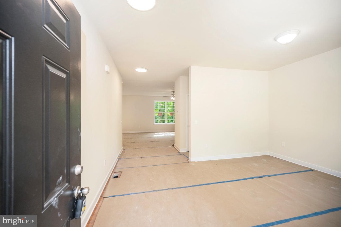 6077 Hamlin Circle photo 9
