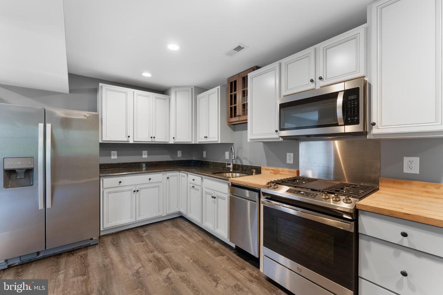8507 Passapatanzy Road photo 30