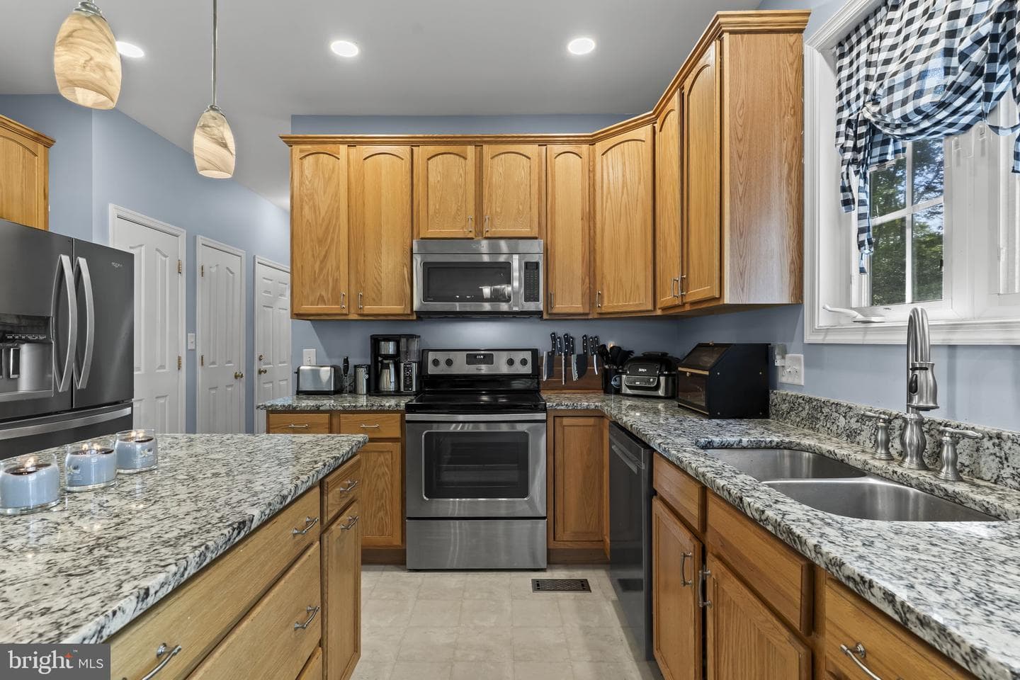 9533 Barbaras Way photo 13