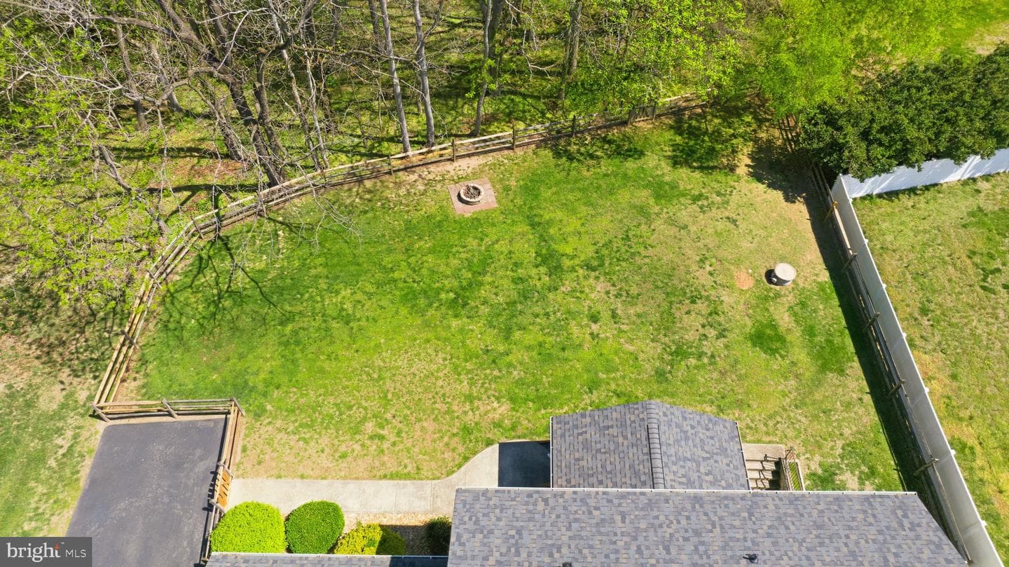 6826 Anderson Court photo 46
