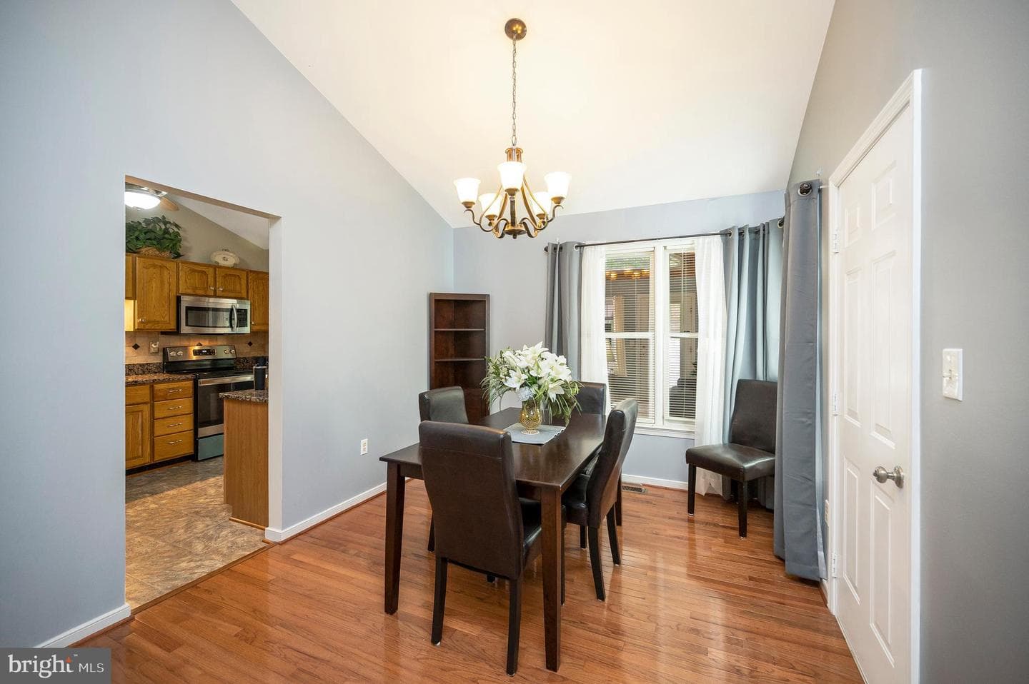 8447 Clare Street photo 14