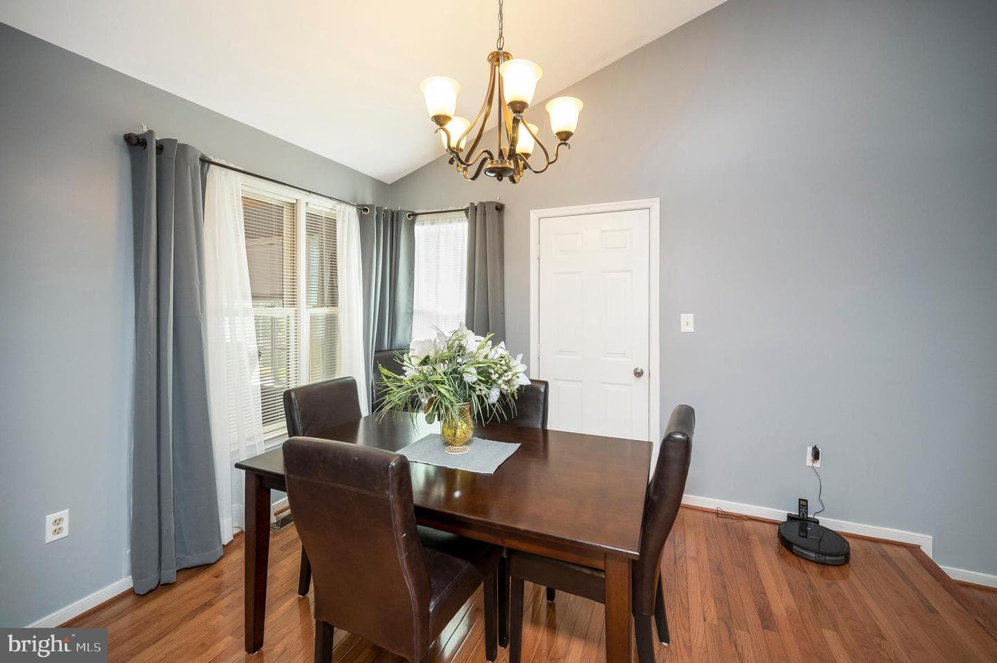 8447 Clare Street photo 15