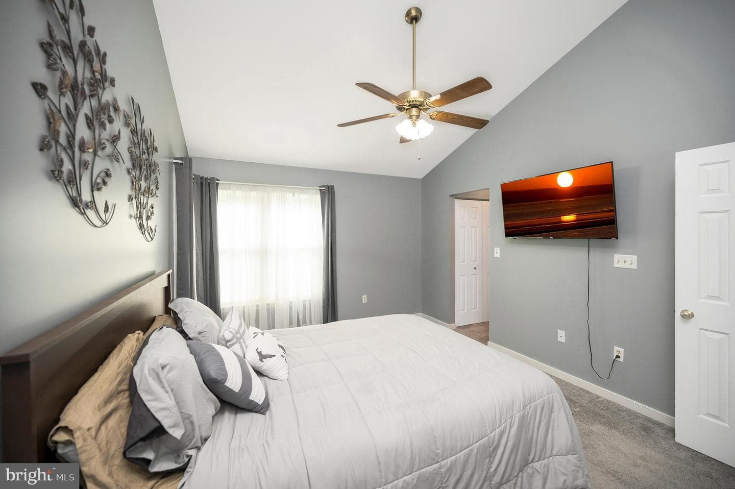8447 Clare Street photo 27