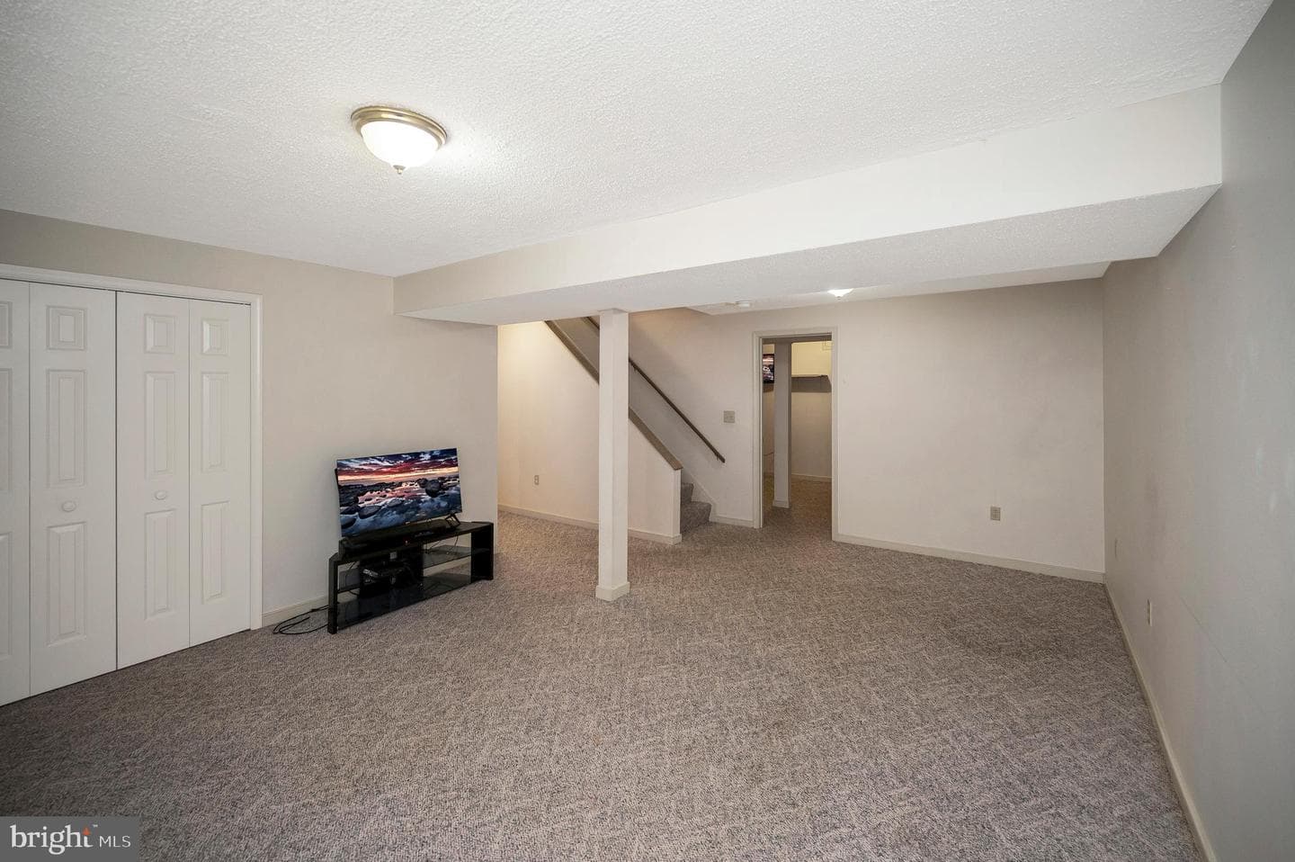 8447 Clare Street photo 36
