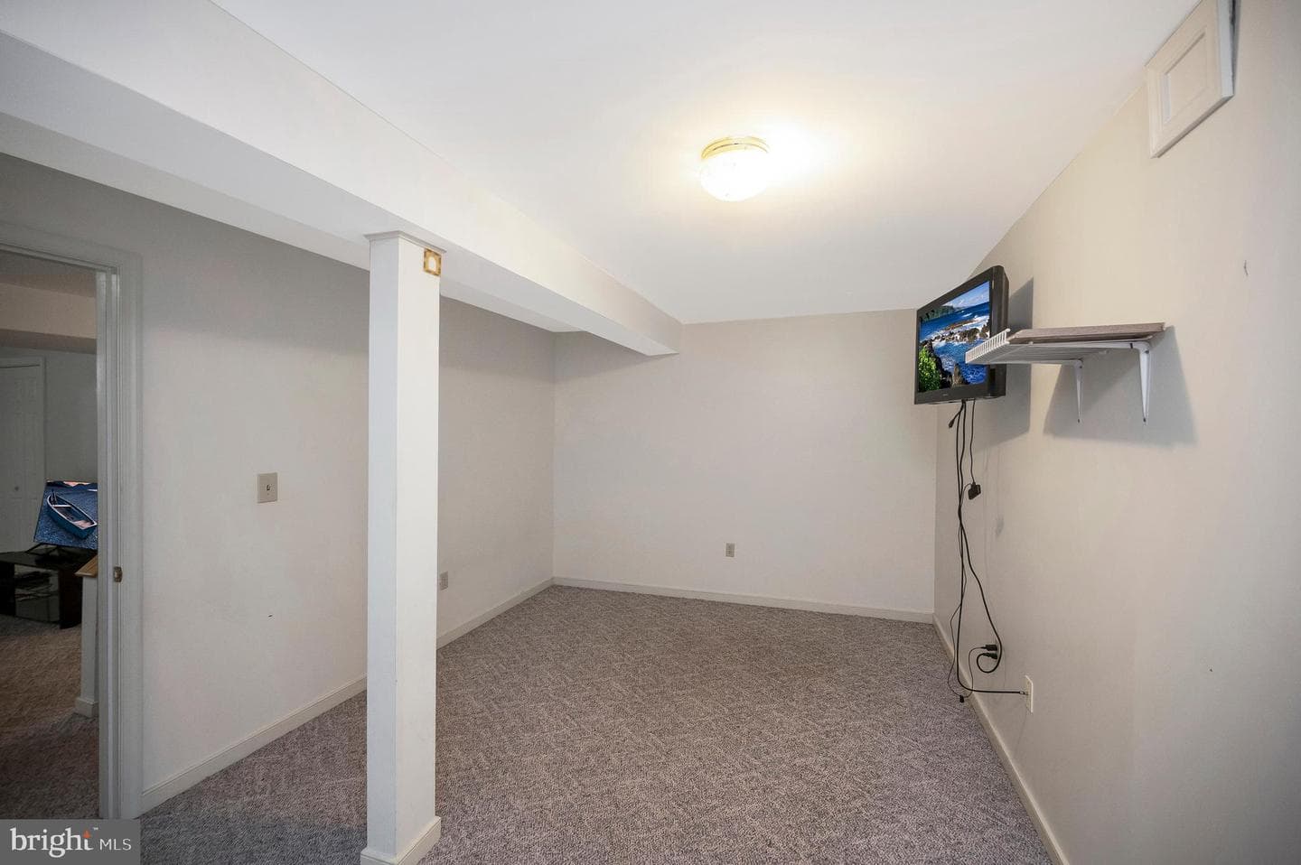 8447 Clare Street photo 38