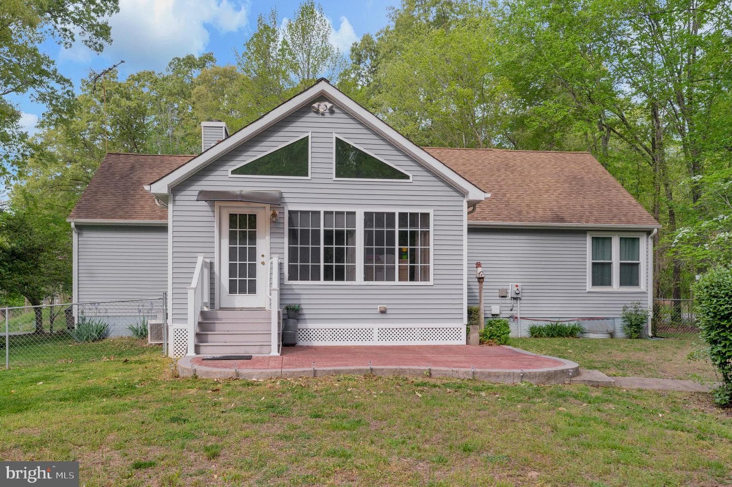 8447 Clare Street photo 4