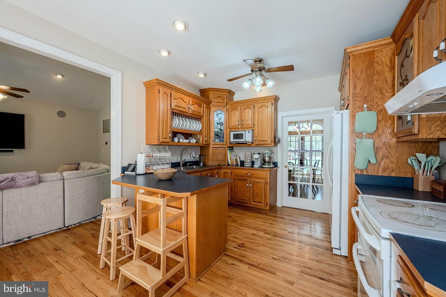 18224 Green Boulevard photo 15