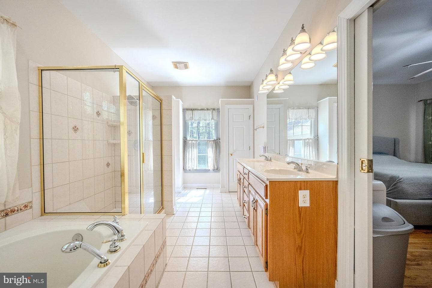 18224 Green Boulevard photo 31
