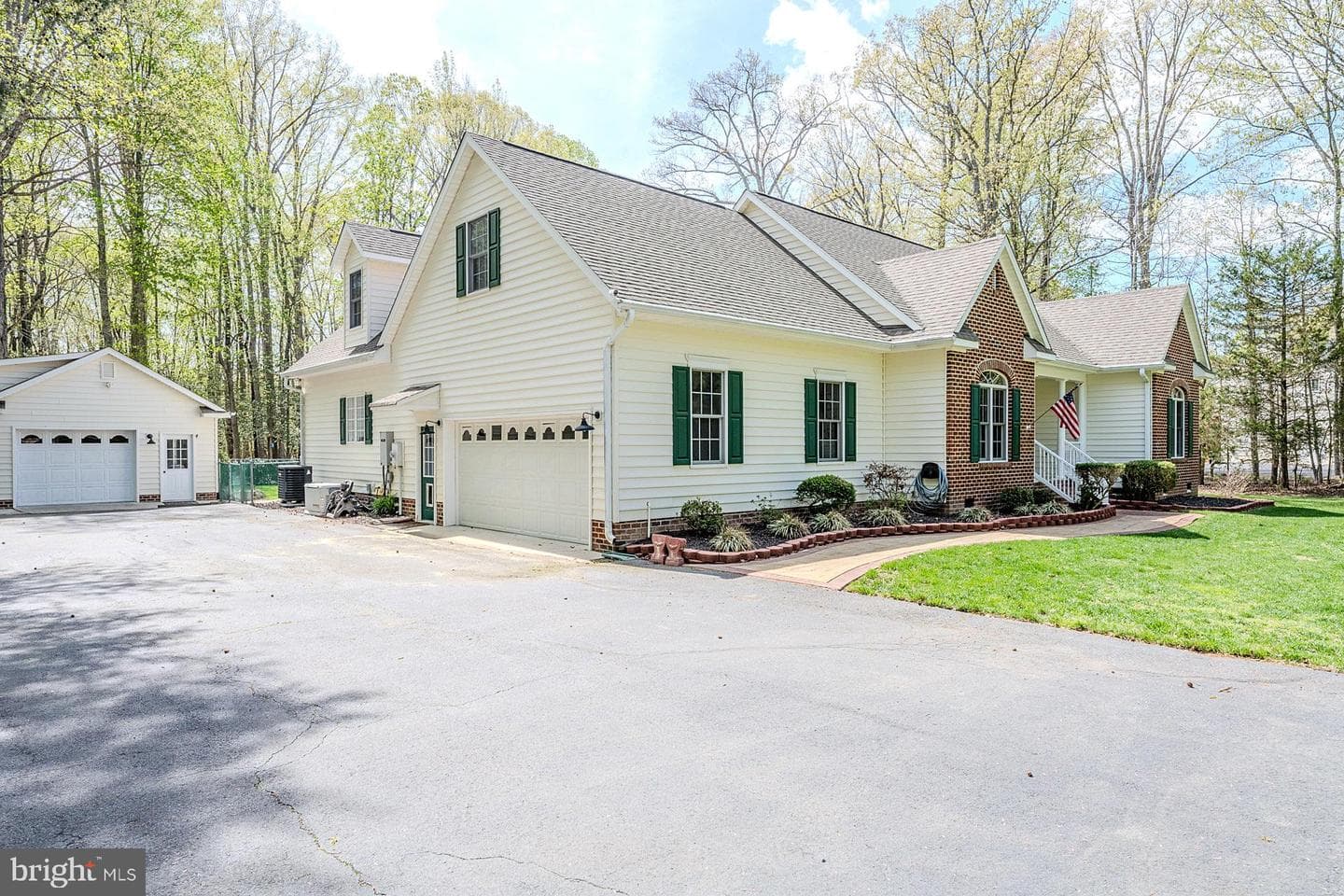 18224 Green Boulevard photo 8
