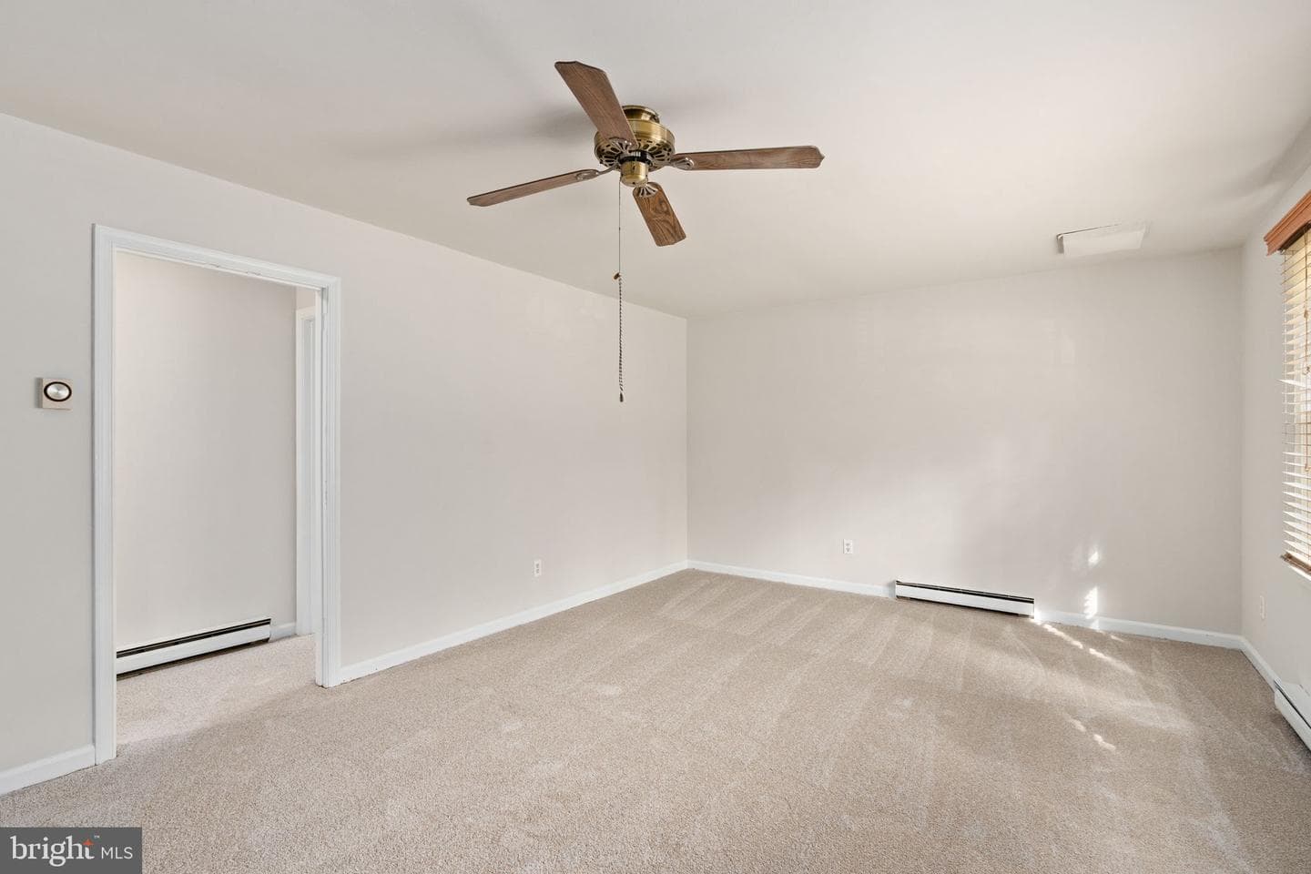 14208 Springfield Lane photo 4