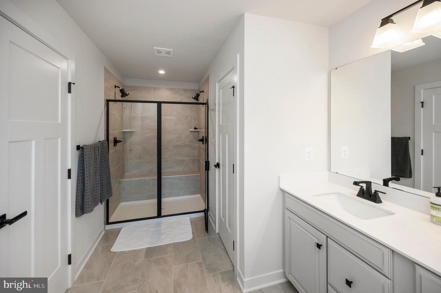6504 Hawkeye Drive photo 27