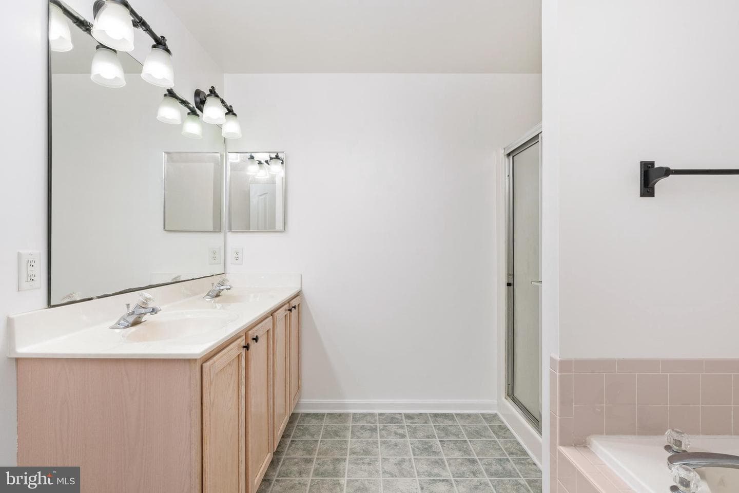 6987 Aidan Way photo 35