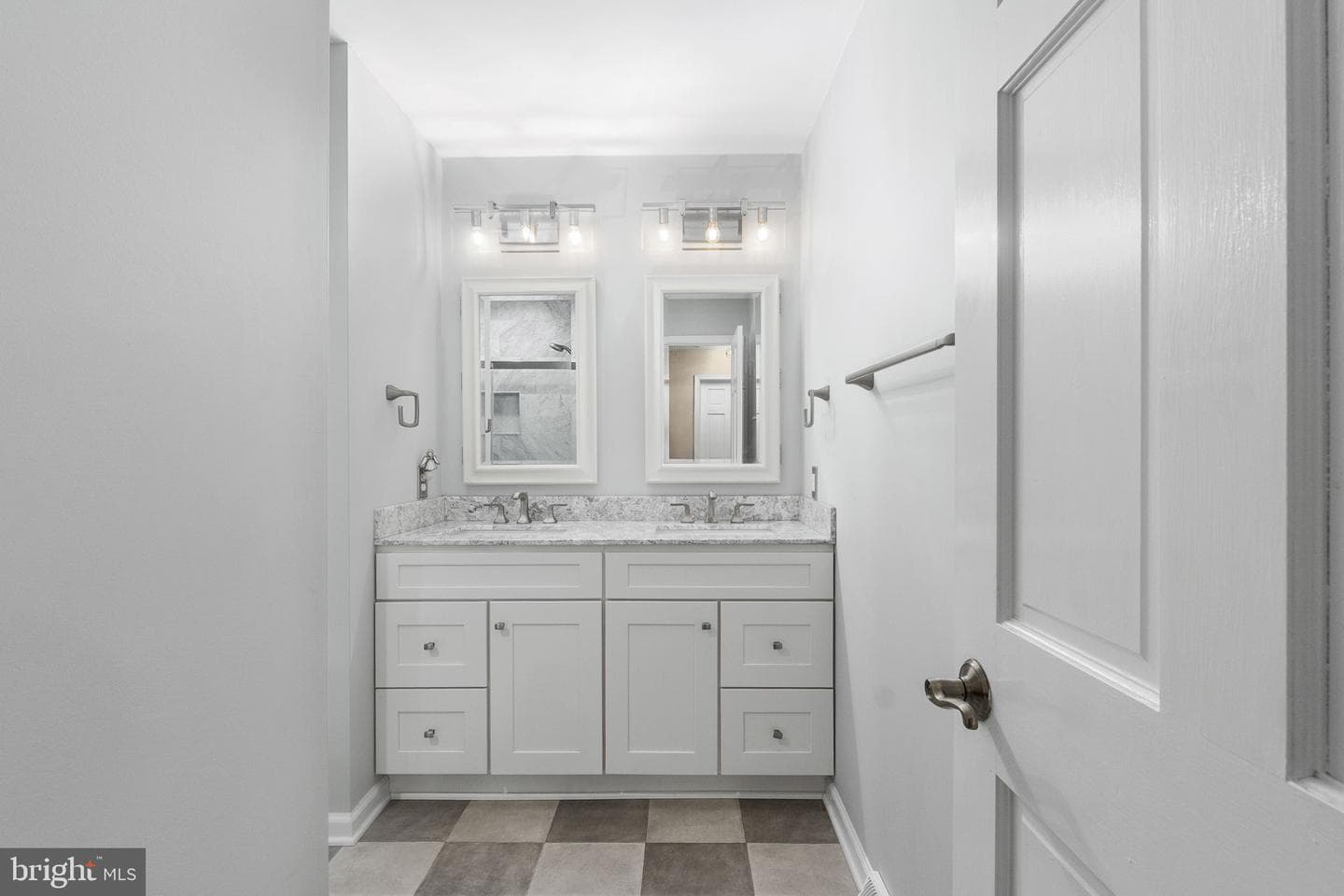 6028 Saint Pauls Road photo 43