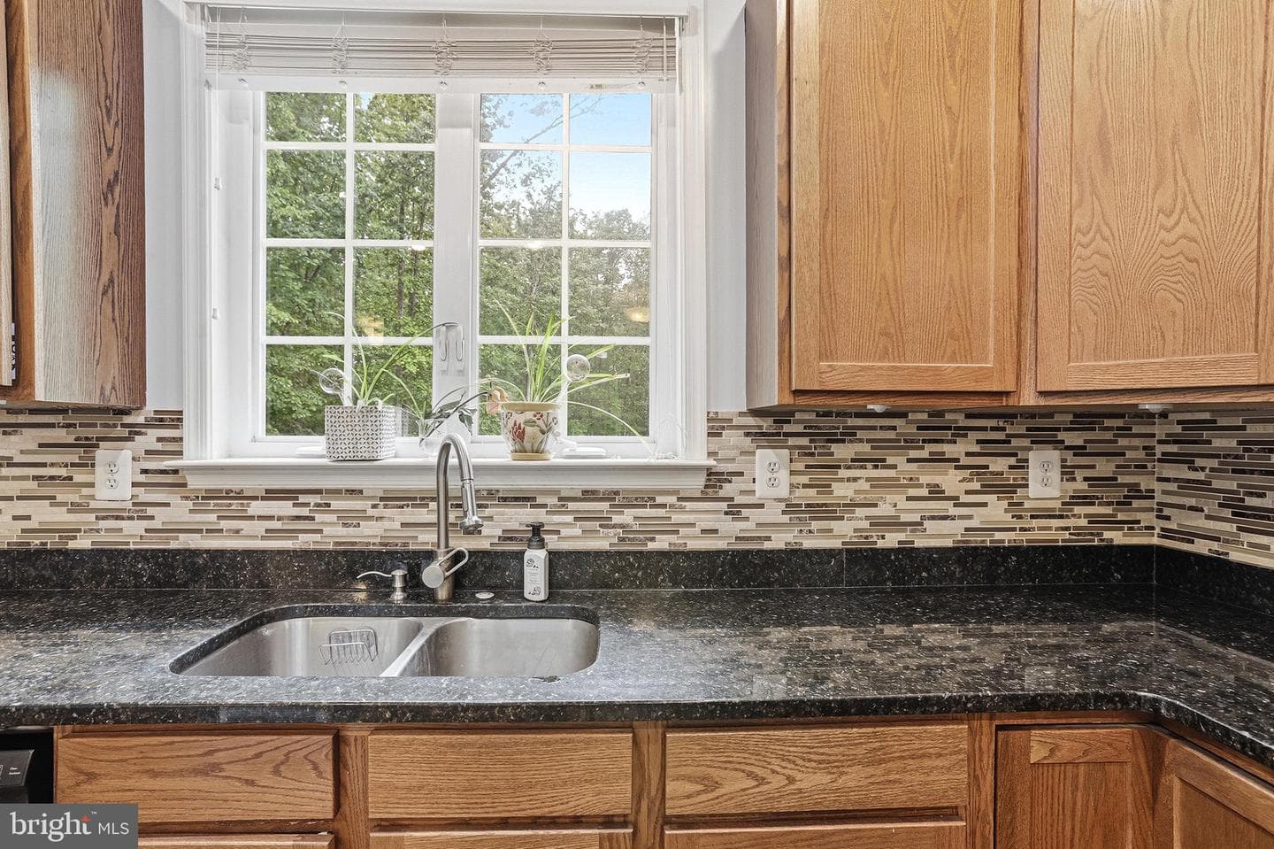 13601 Round Hill Road photo 10