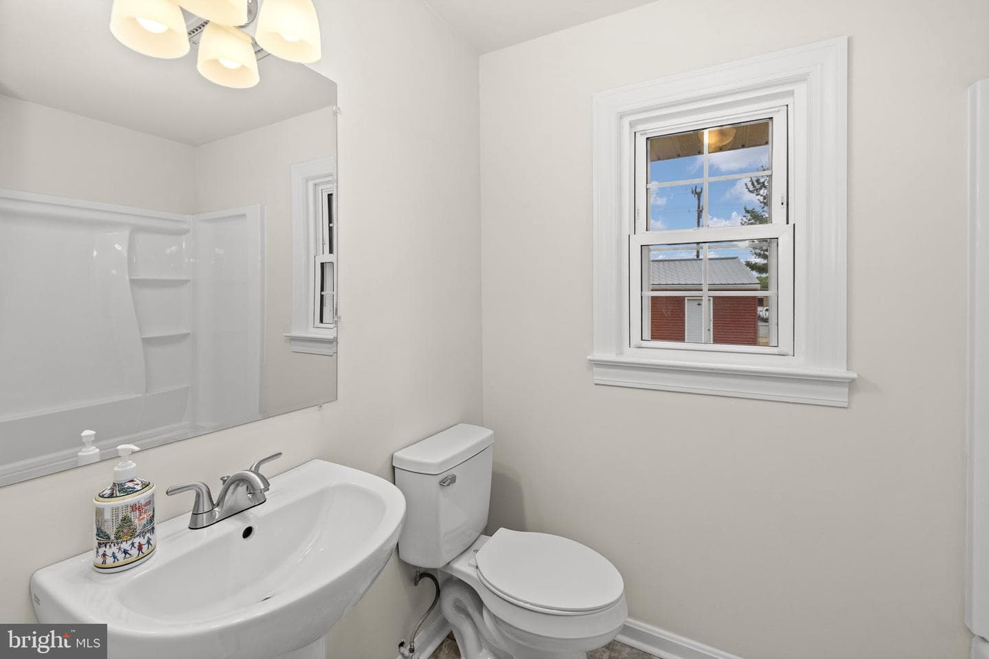 8267 Kings Highway photo 28