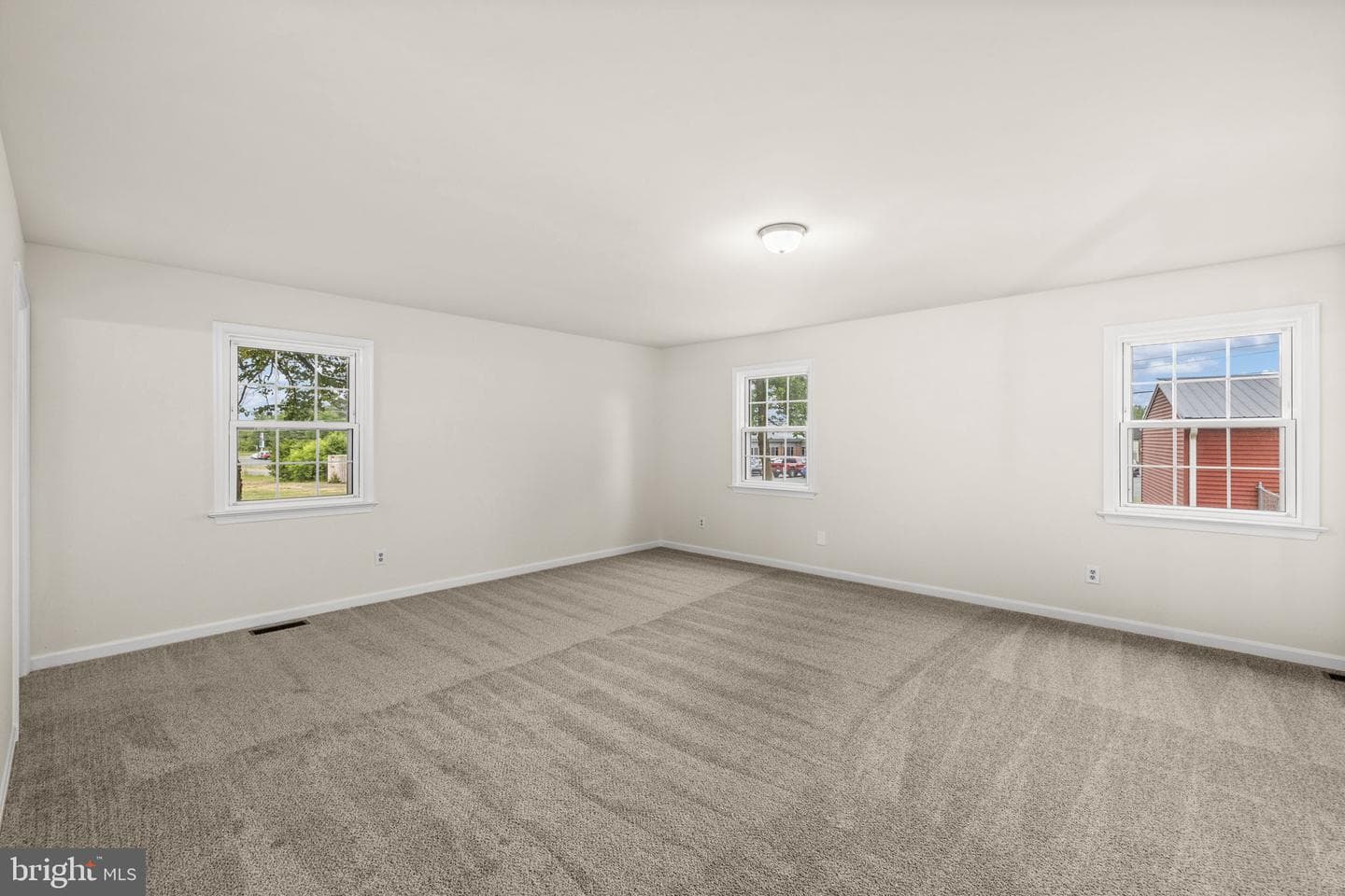 8267 Kings Highway photo 33