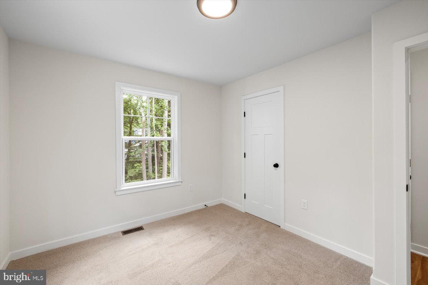 8339 Kennedy Drive photo 26