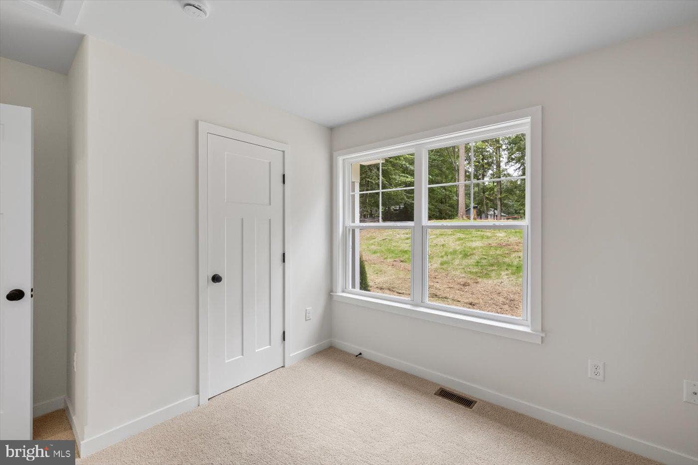 8339 Kennedy Drive photo 29