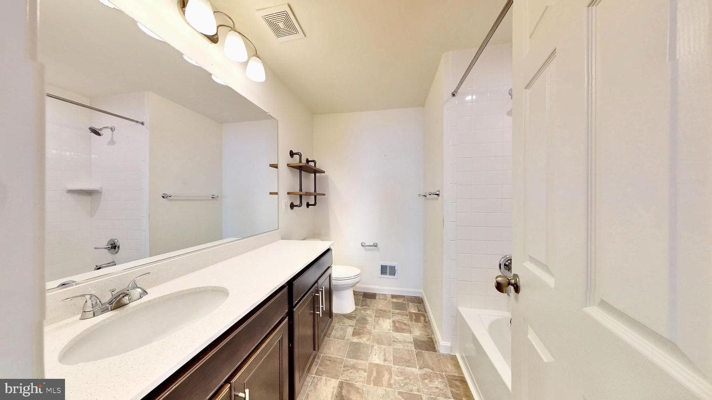 6376 Bobcat Lane photo 32