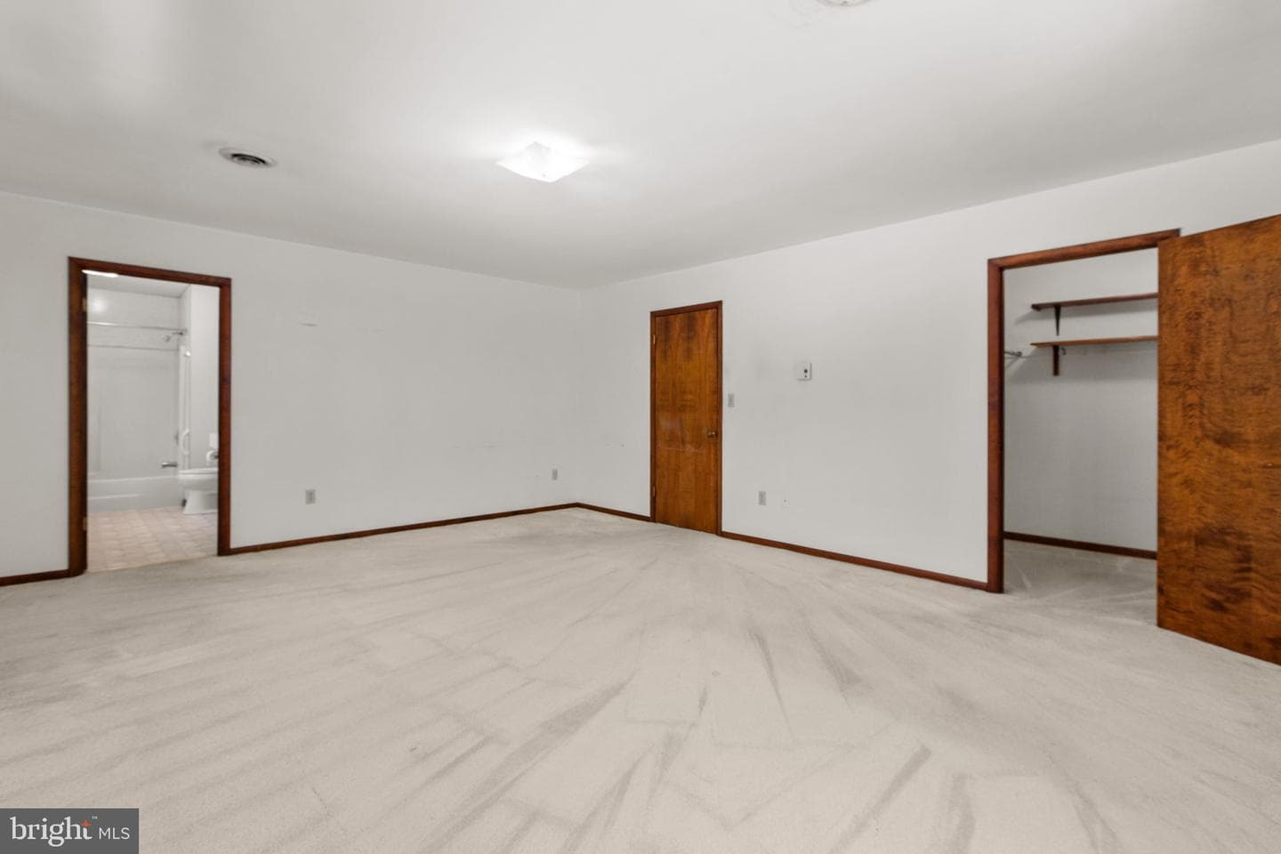 5434 Strawberry Lane photo 34