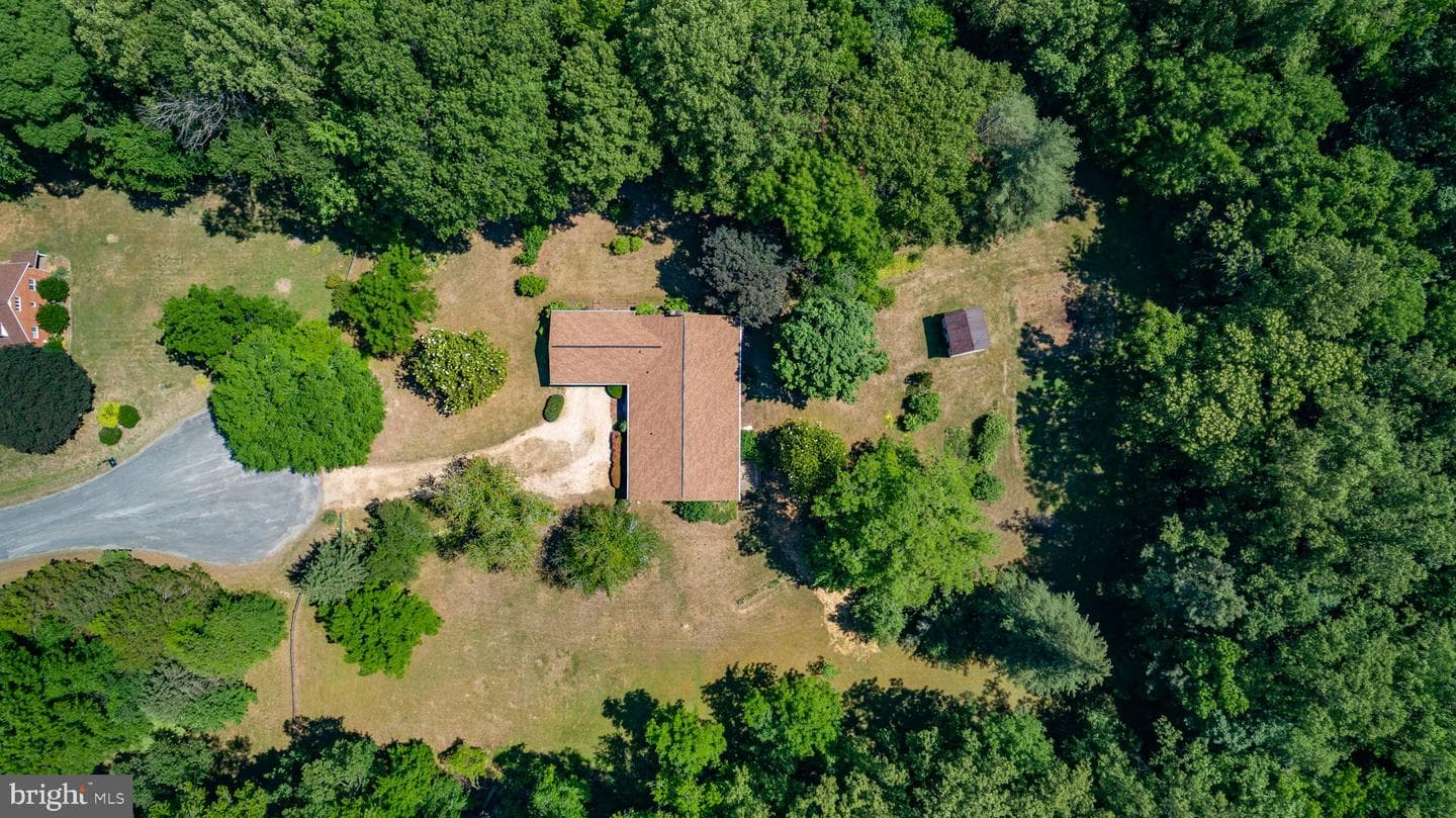 5434 Strawberry Lane photo 81