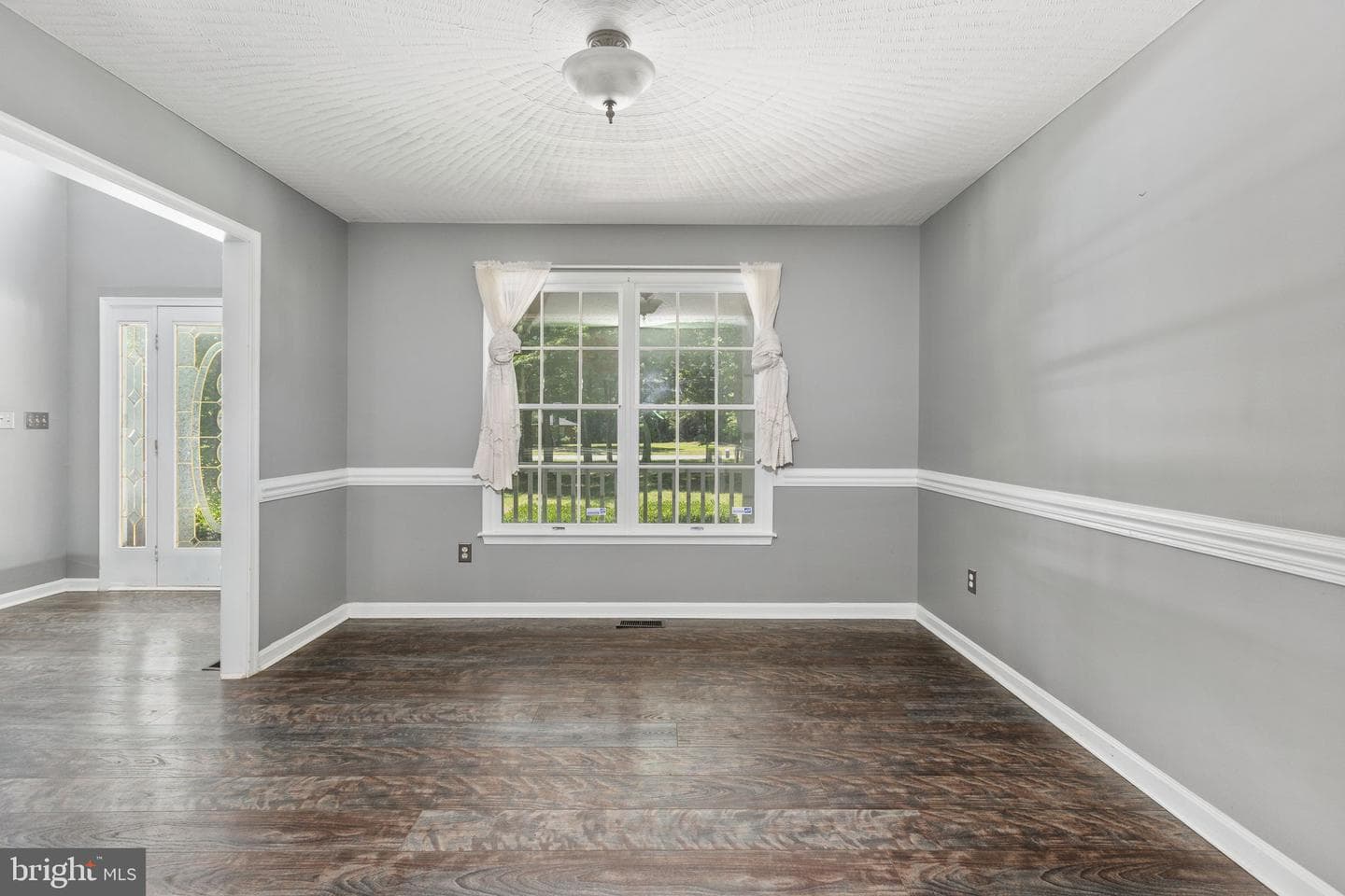 2381 Nancy Lane photo 12