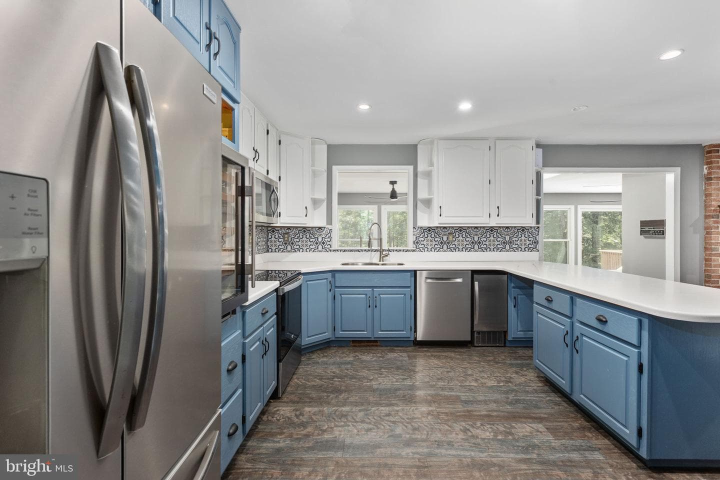 2381 Nancy Lane photo 22