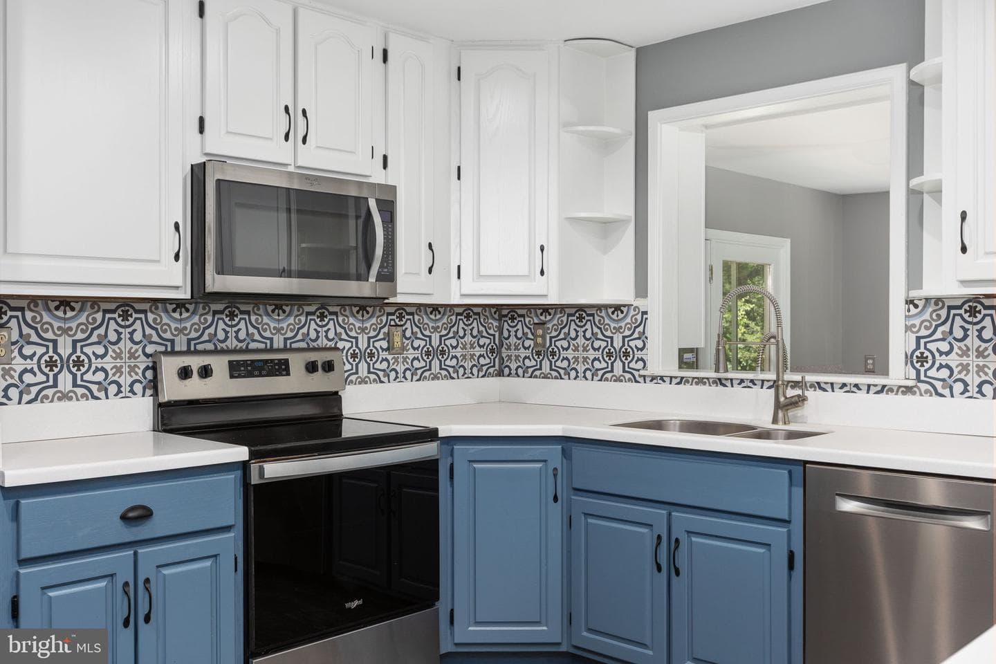 2381 Nancy Lane photo 25