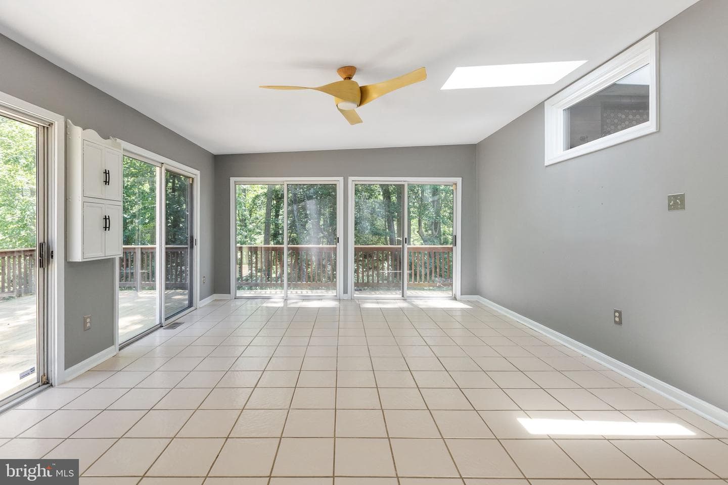 2381 Nancy Lane photo 37