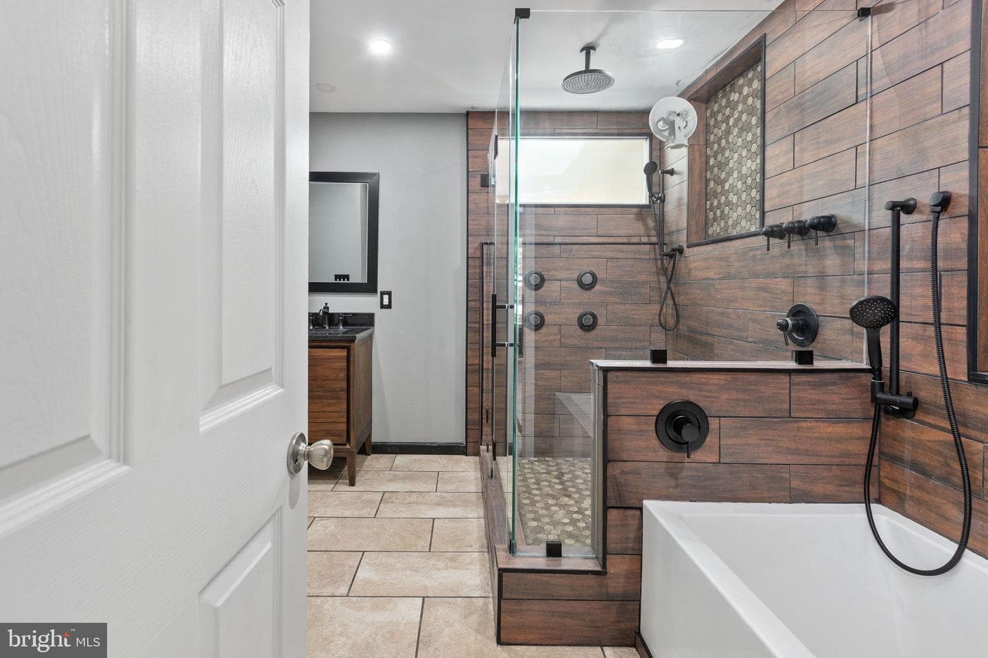 2381 Nancy Lane photo 41