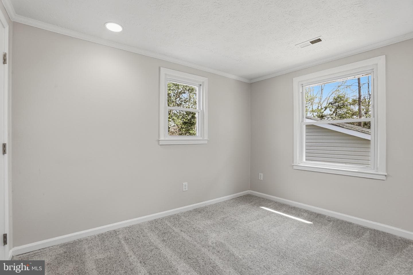 7012 Stanley Road photo 22
