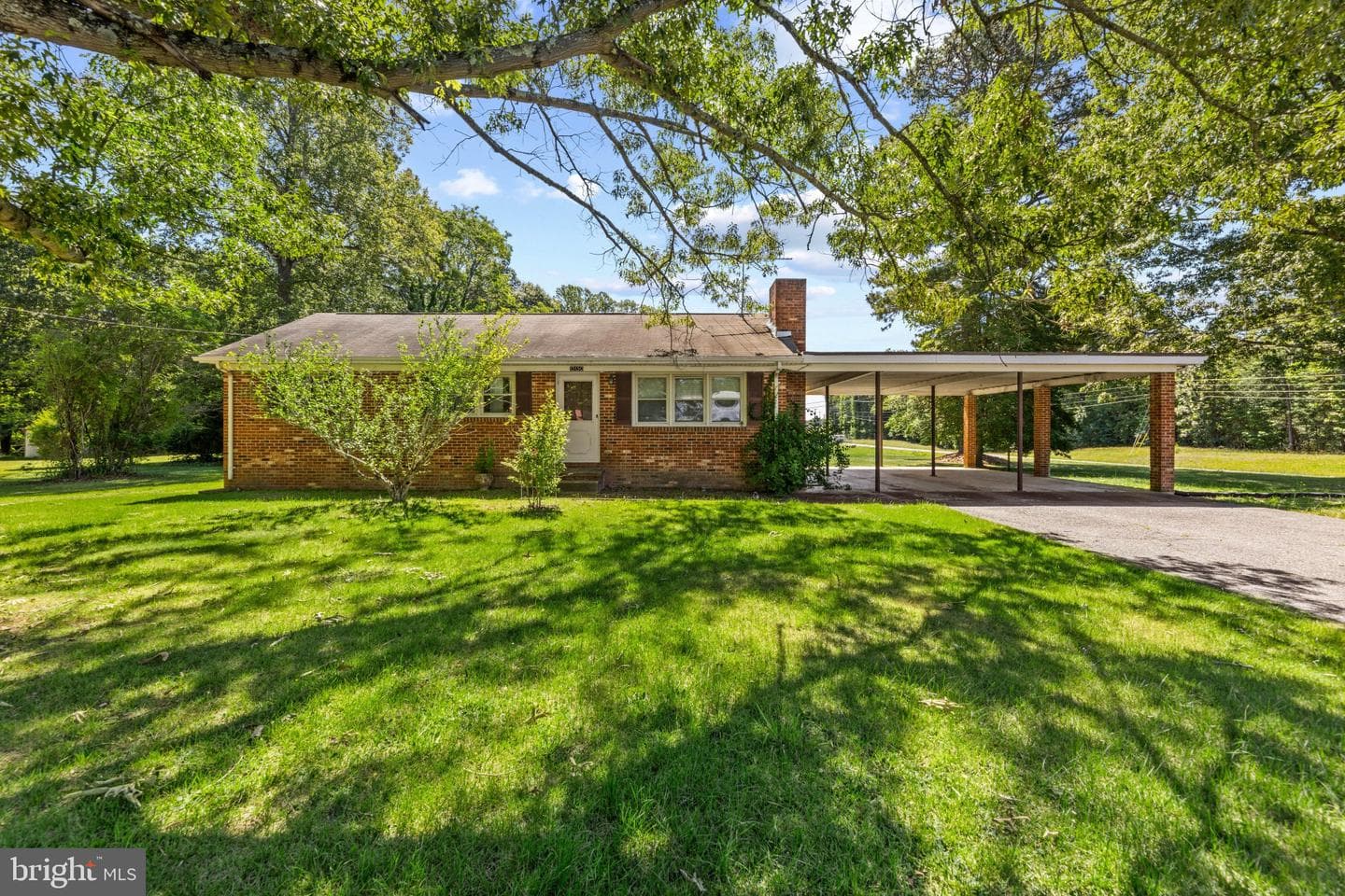 13130 Round Hill Road