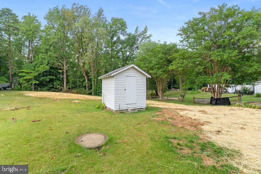 10221 Dahlgren Road photo 27