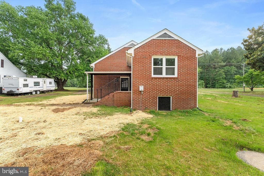 10221 Dahlgren Road photo 28