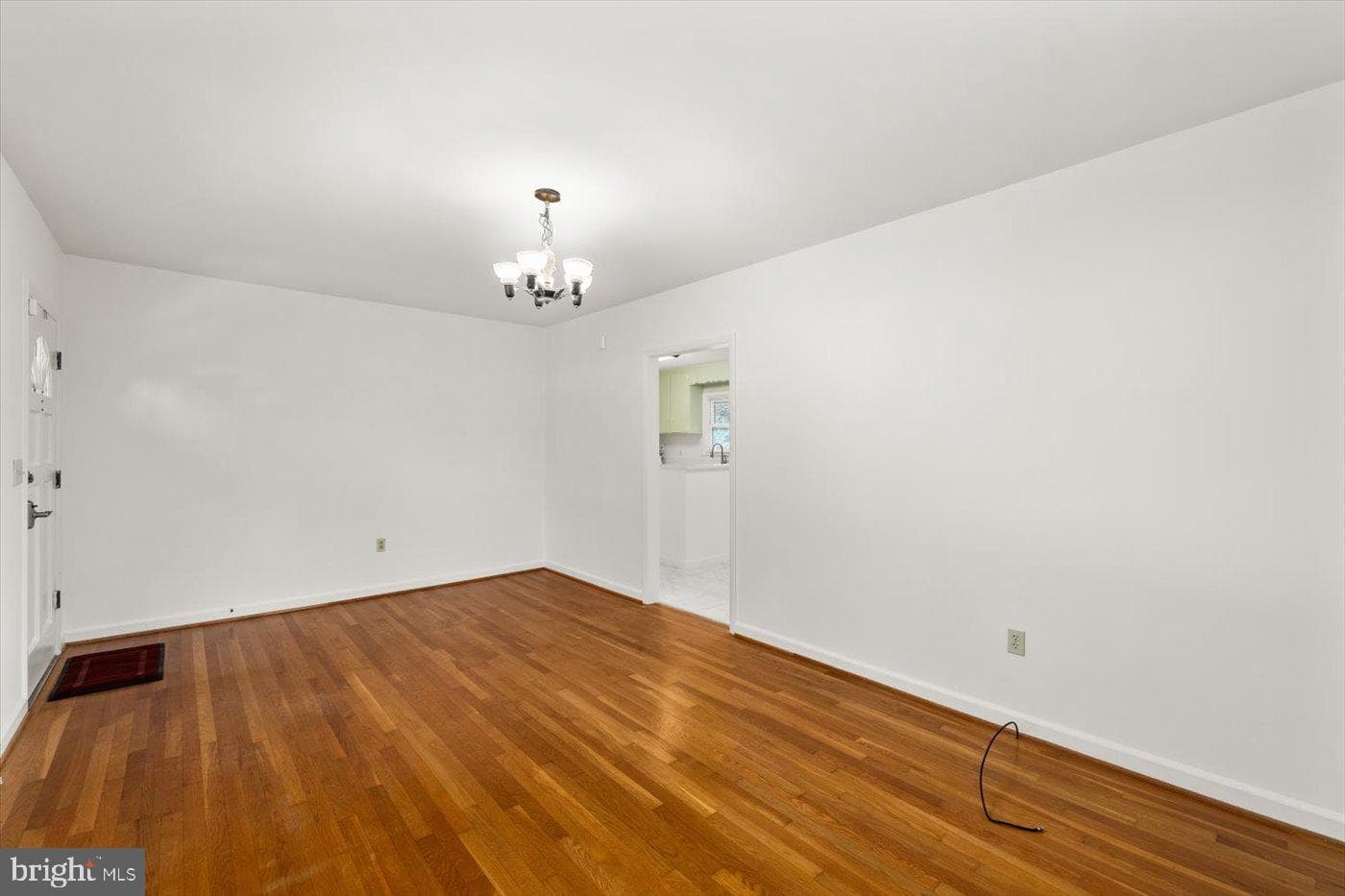 8251 Hickory Drive photo 10
