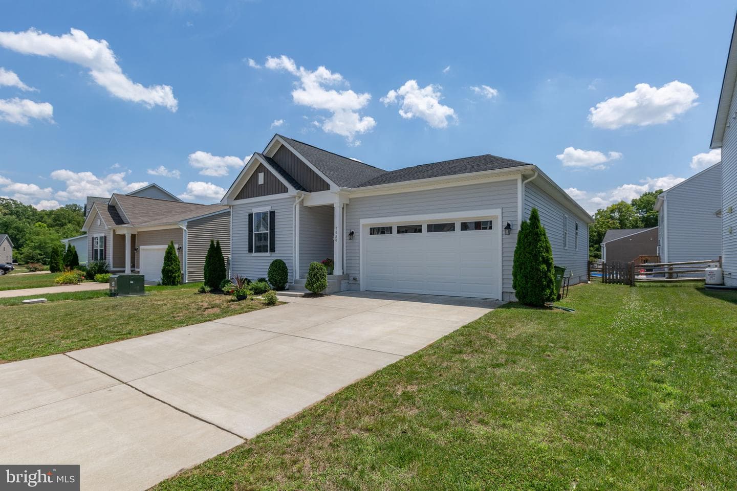 7080 Steamboat Ct photo 3