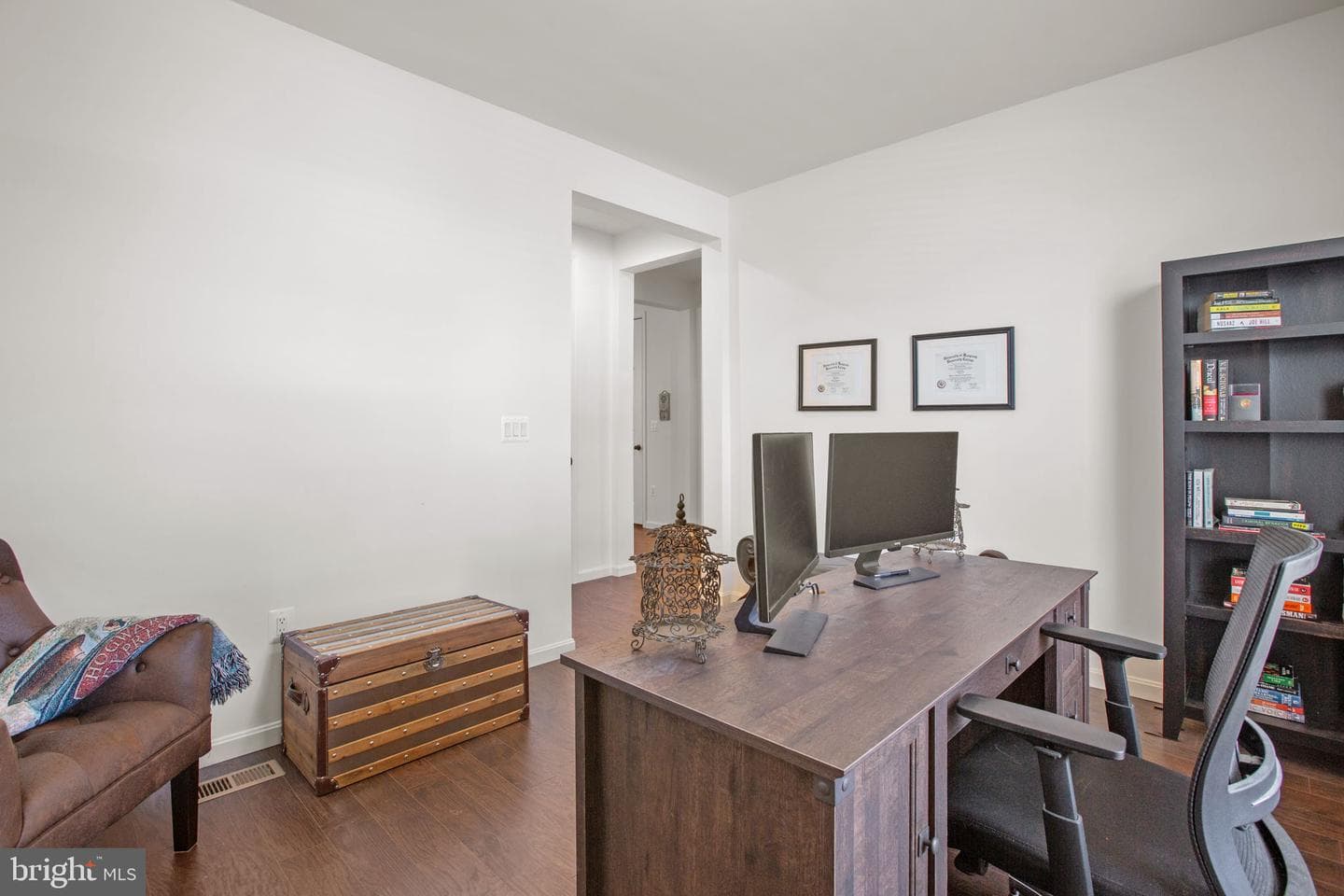 7080 Steamboat Ct photo 7