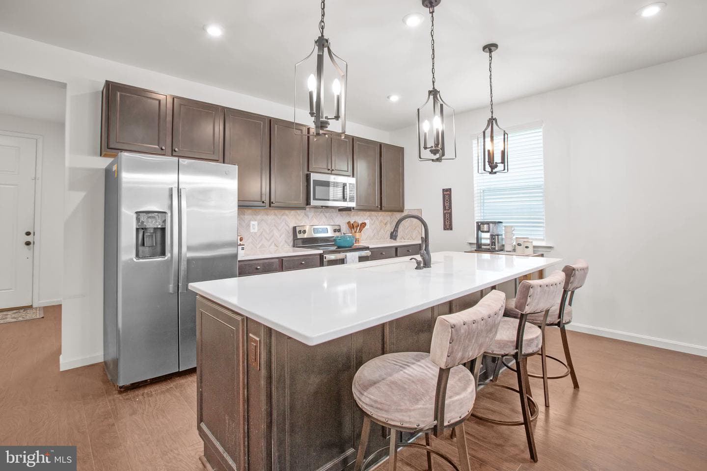 7080 Steamboat Ct photo 9