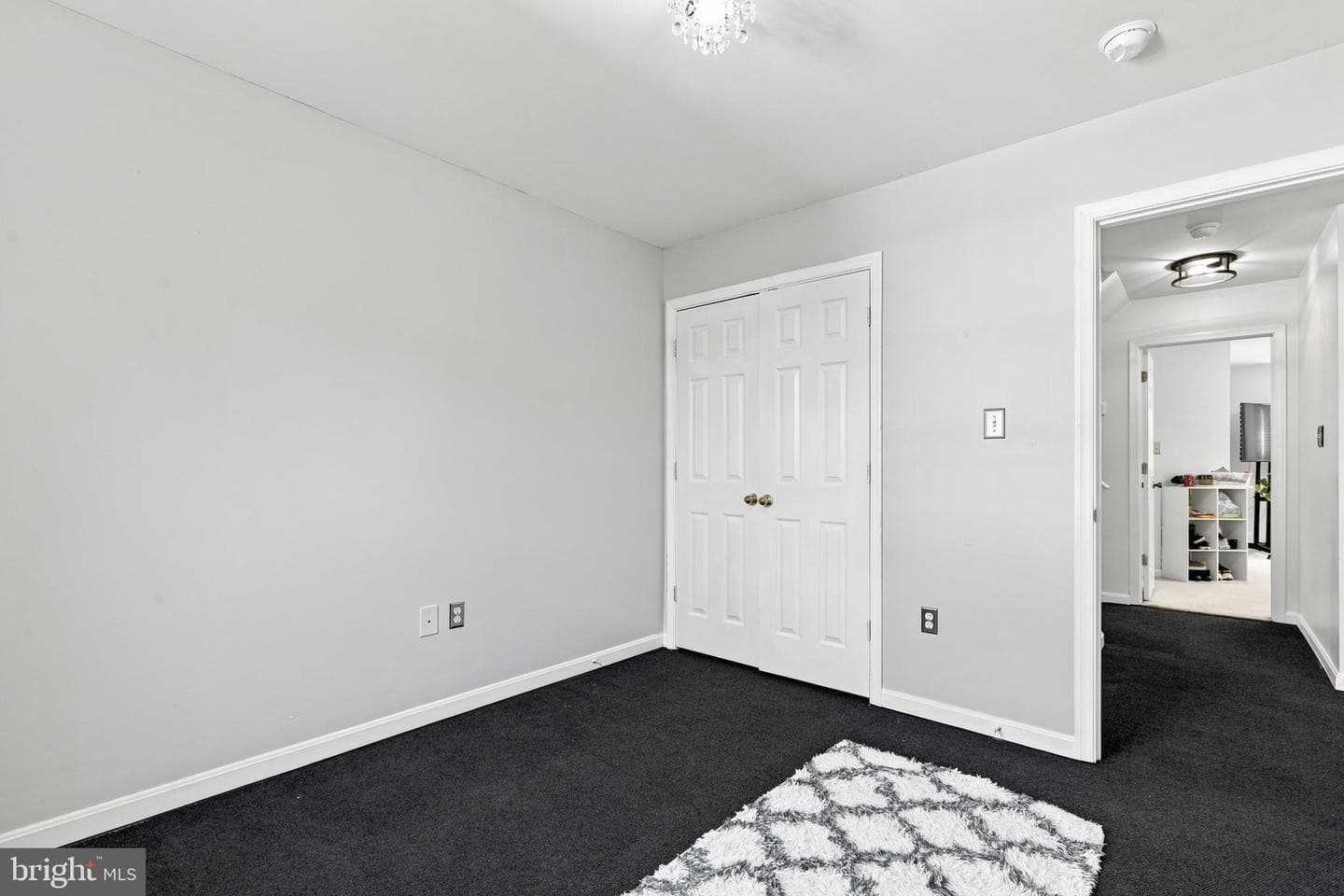 5200 Drakes Court photo 27