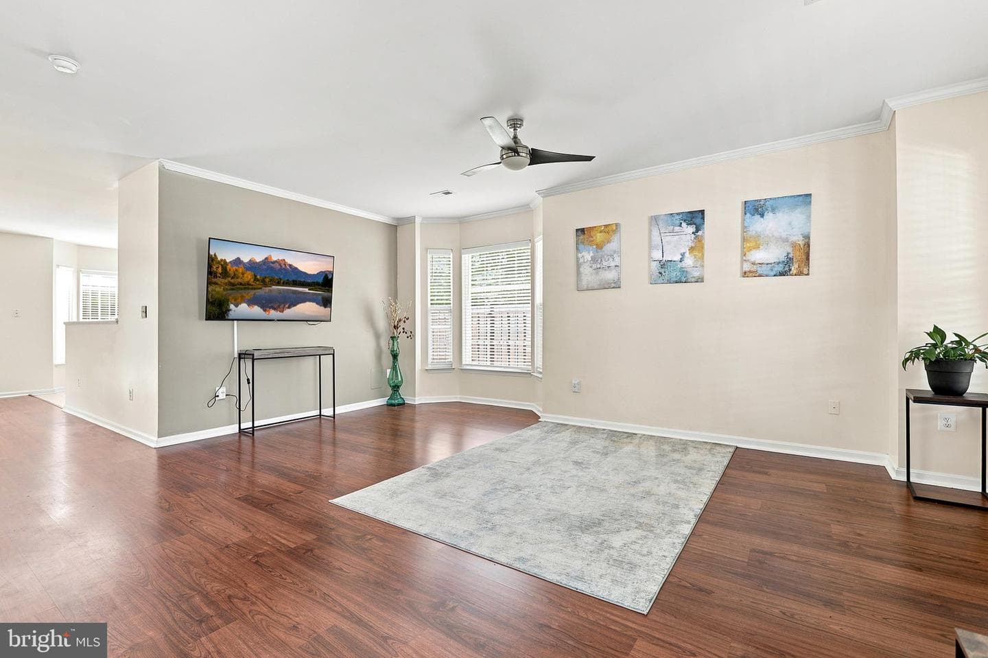 5200 Drakes Court photo 7