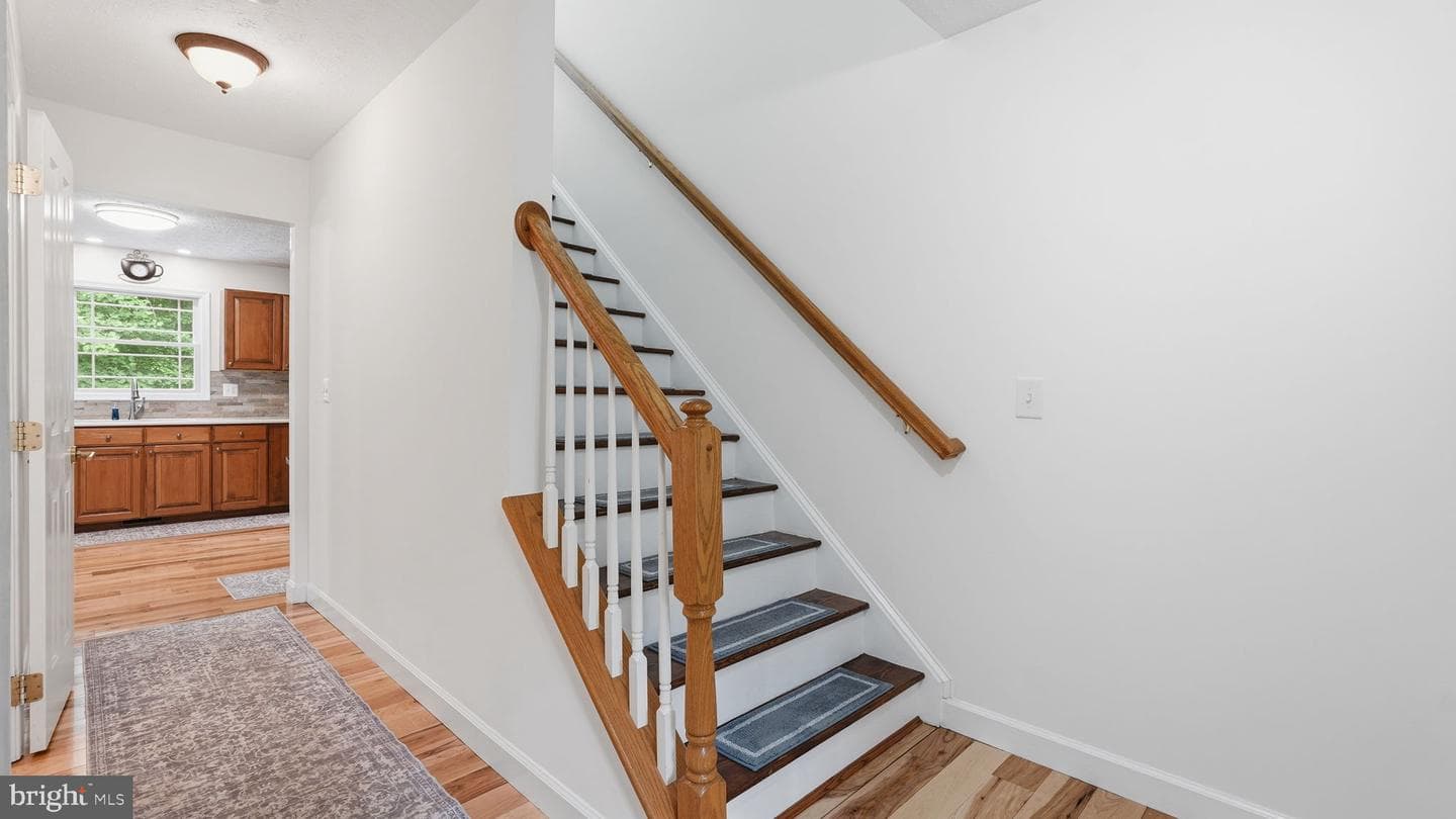 9295 Ivy Hill Loop photo 6
