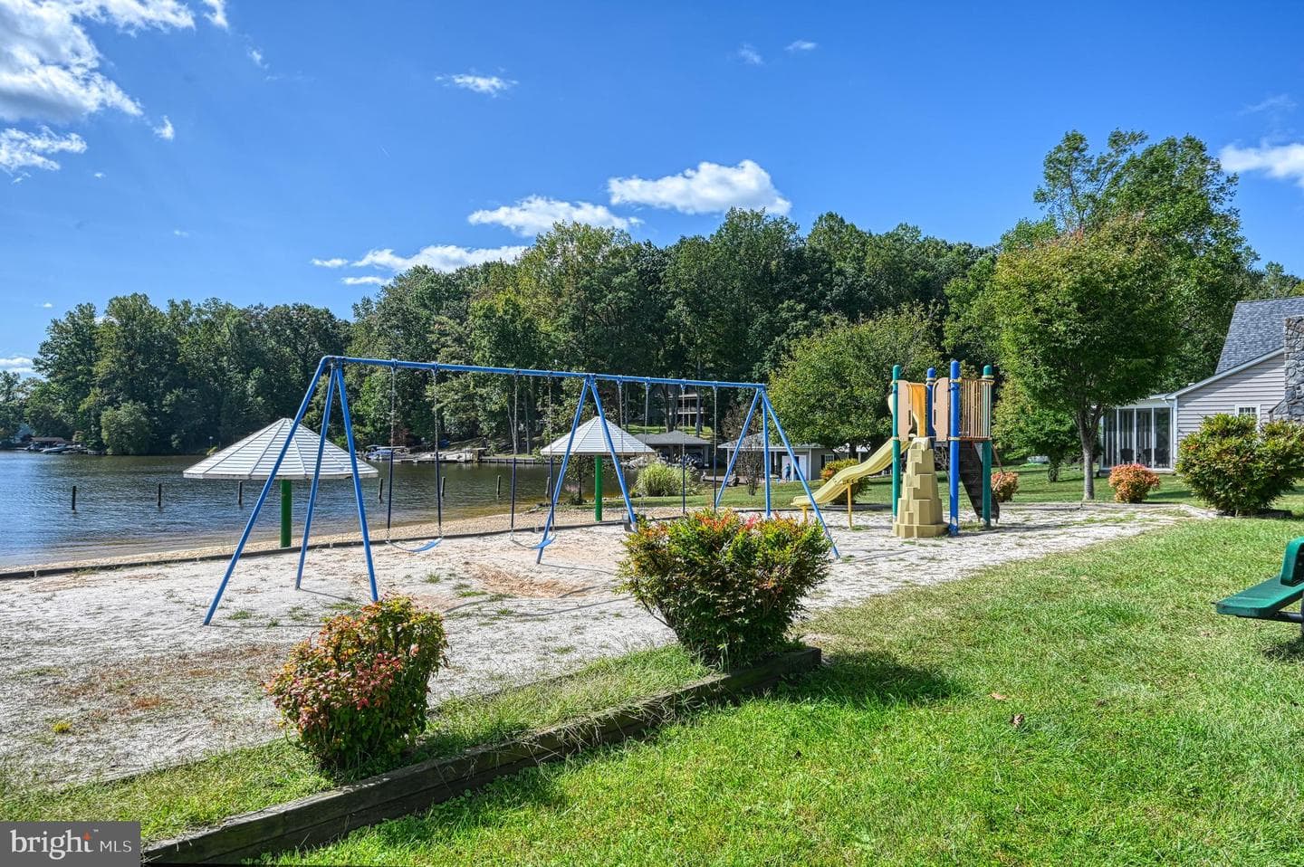 309 Ellis Drive photo 34