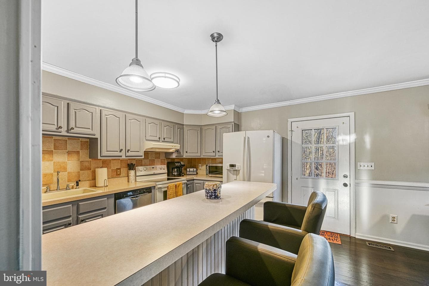 75 Edgewood Drive photo 17