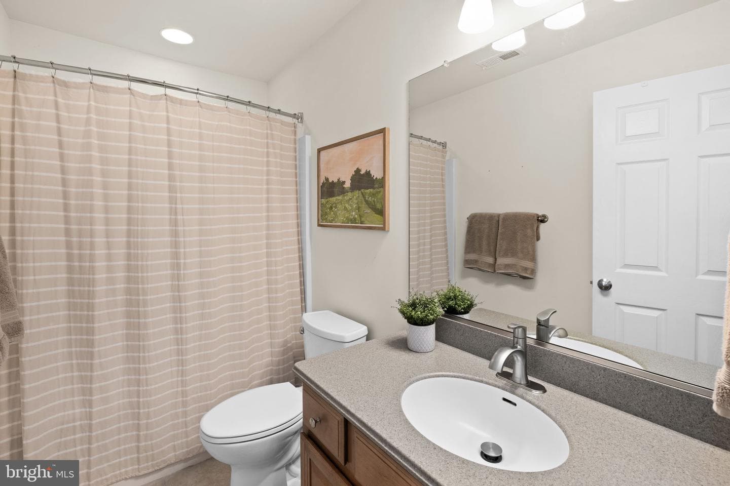 14 Oak Road photo 40