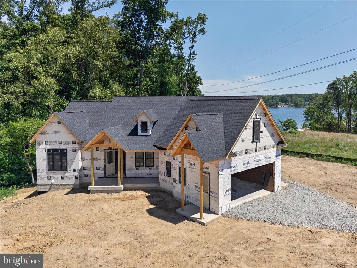 208 Anderson Way, Mineral