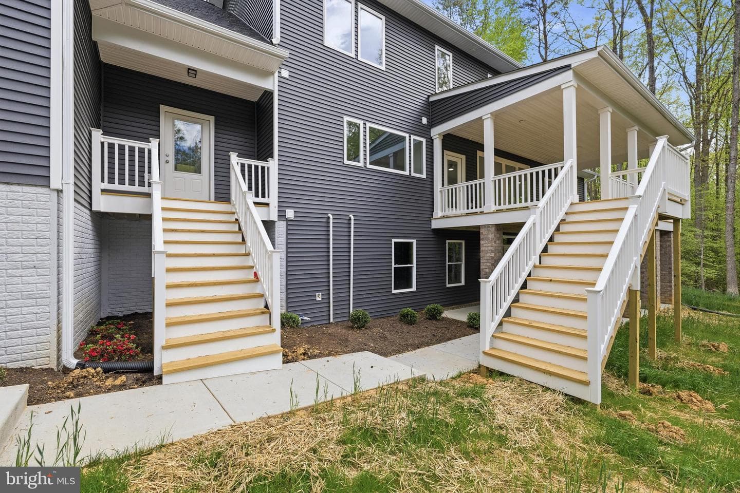 515 Noahs Landing Drive photo 10