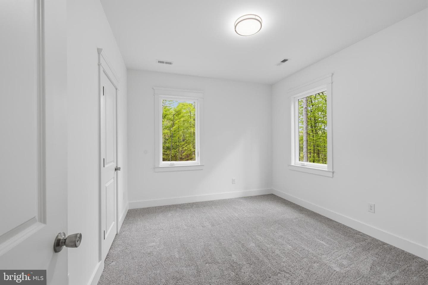 515 Noahs Landing Drive photo 34