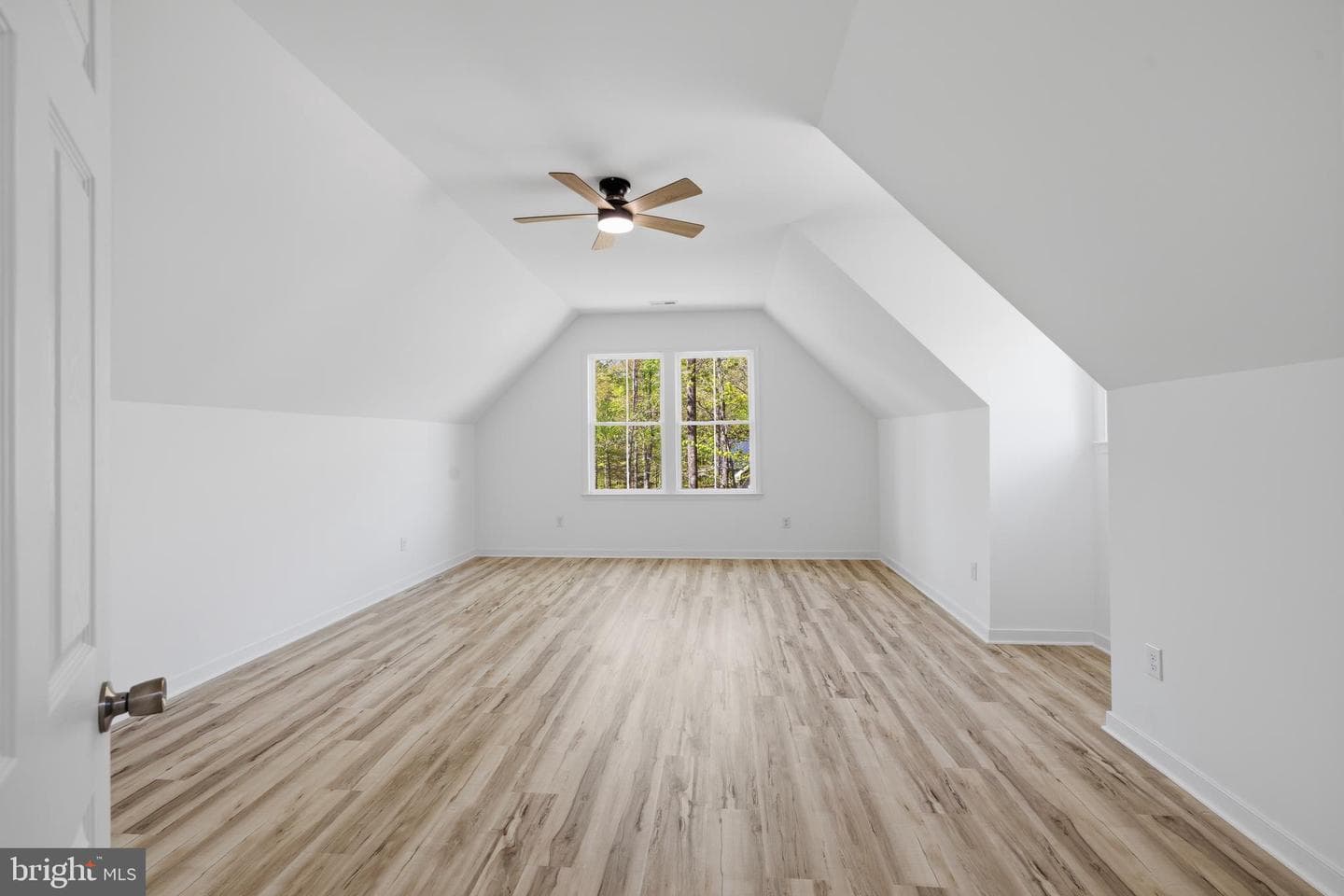 639 Noahs Landing Drive photo 28